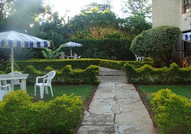 charming-garden-area
